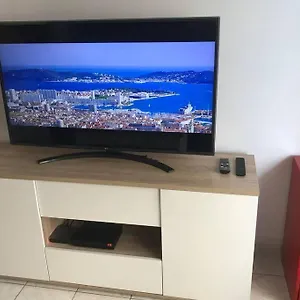  Appartement Studio Meublé Climatisé Mourillon Bord De France
